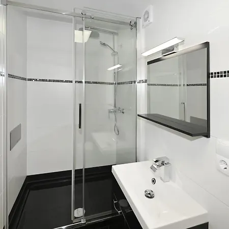 Haus Carmen Kleboth 아파트 사슈른