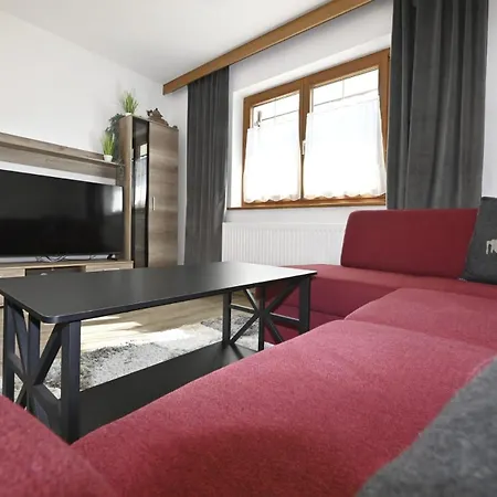 Haus Carmen Kleboth 아파트 *